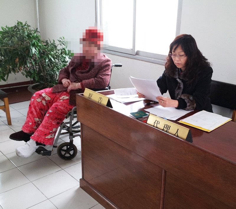 20140225法律援助案庭审照片_副本.jpg