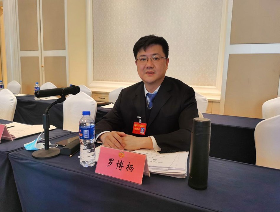 图片12罗博扬.jpg