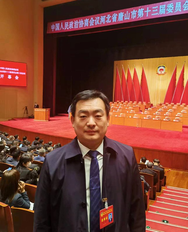 徐明.jpg