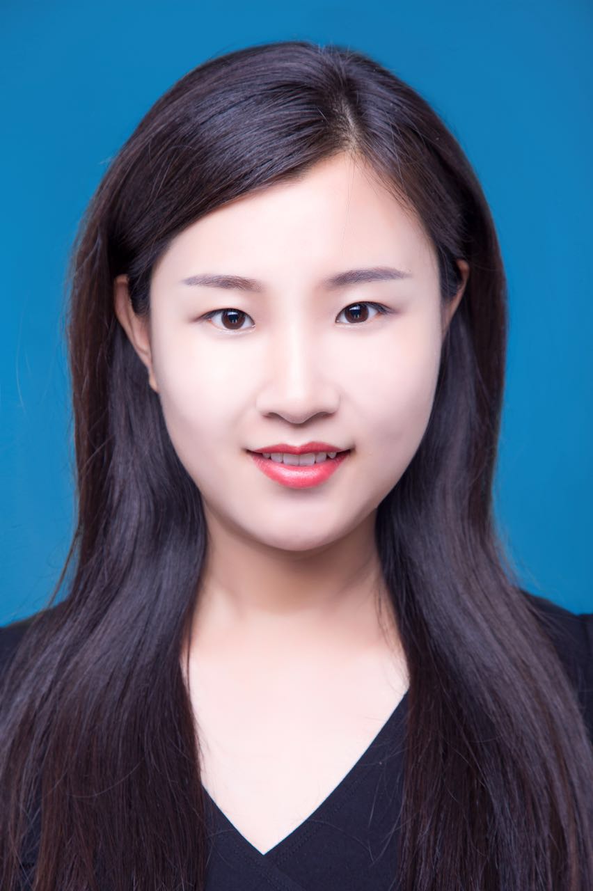 张雯