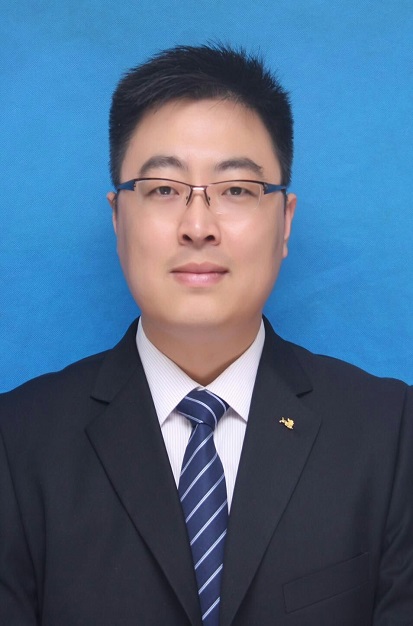 康福臣