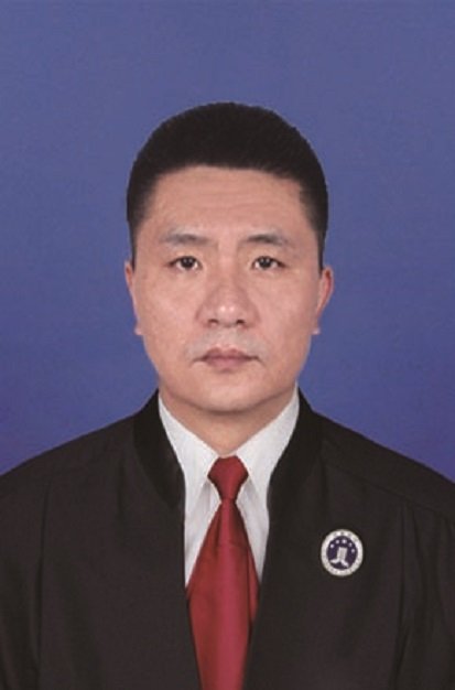 李岩