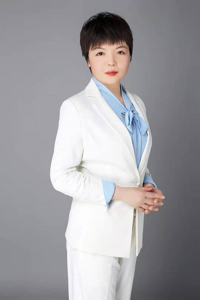 董娜