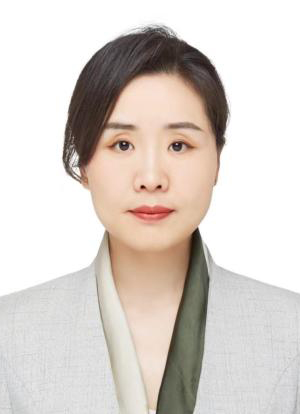 薛真