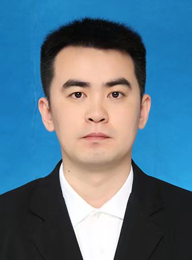 赵贺满