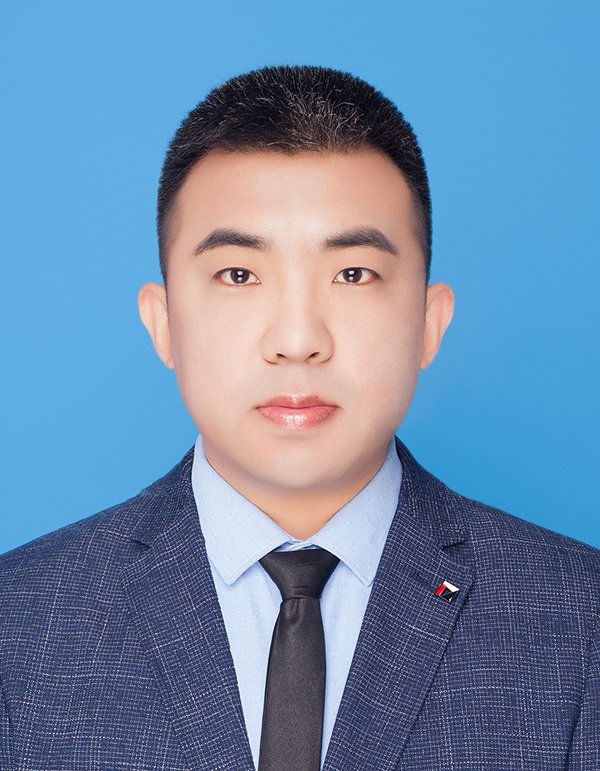 杜珞