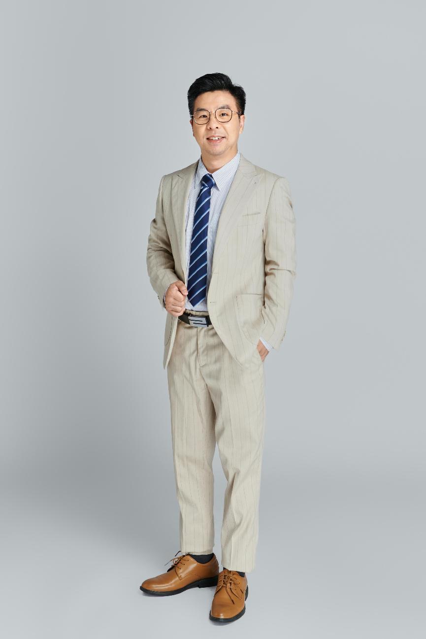 吴琼
