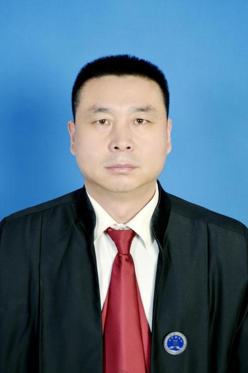 尹海东
