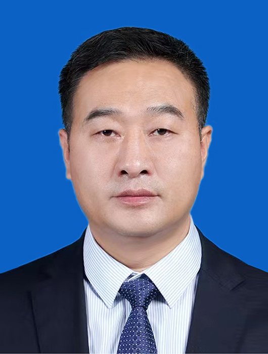 刘华
