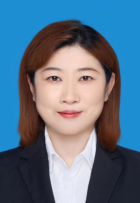 董伟