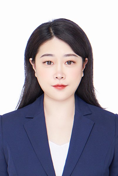 莫然