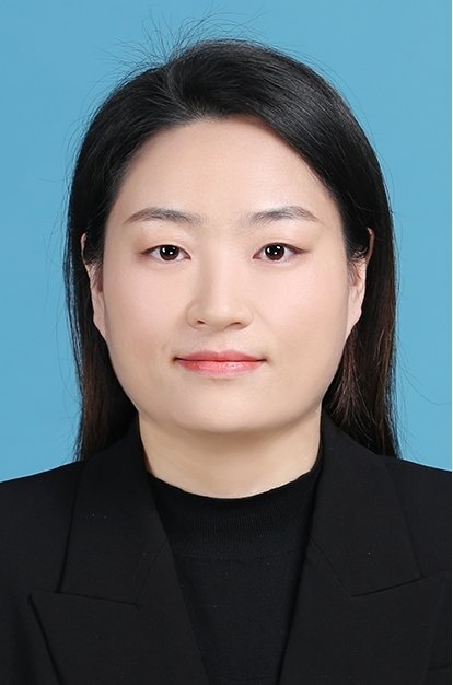 李秀明